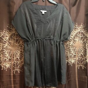 LIZ LANGE MATERNITY Beautiful Gray Blouse Top